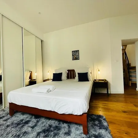 Casa : L'eclat De La Doutre Angers